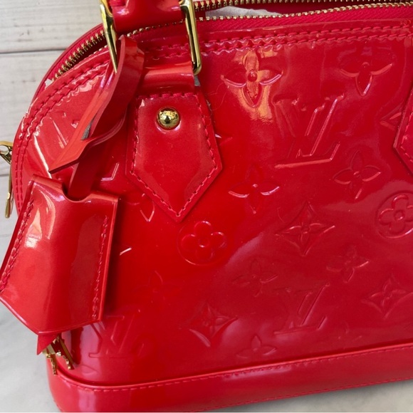 EUC Alma bb vernis hot pink / Fuchsia with lock and keys - Picture 5 of 9